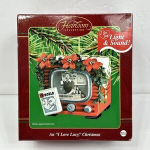 Carlton Cards AN I LOVE LUCY CHRISTMAS Heirloom Ornament Collection Light Sound
